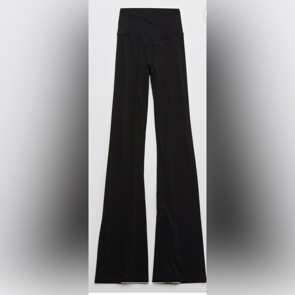 OFFLINE By Aerie Real Me High
Waisted Crossover Flare Legging. Brand new